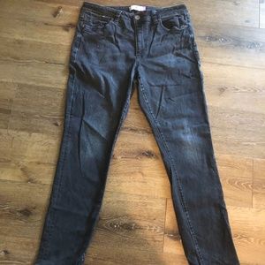 CAbi women’s 5th Avenue jeans black size 12 high straight